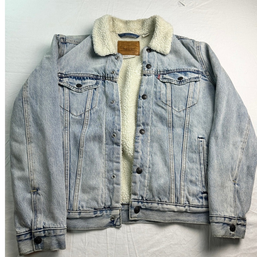 Levis Premium Sherpa Lined Denim Trucker Jacket Light Wash Blue Mens Medium